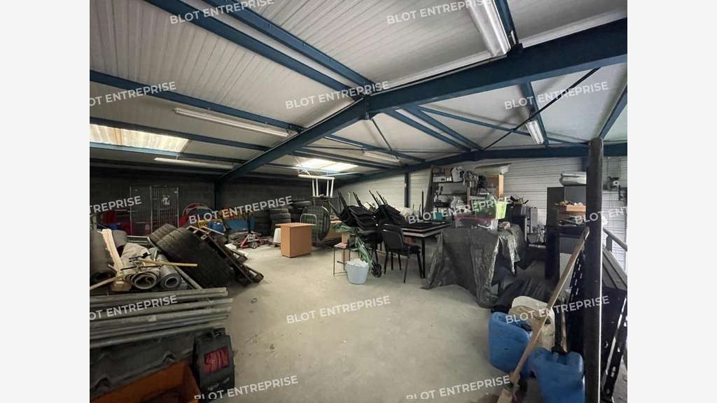 A louer local d'activités de 346m² à Orvault