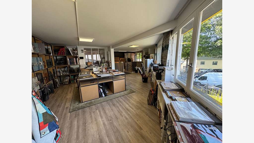 A louer local d'activité 170m² centre com Orvault