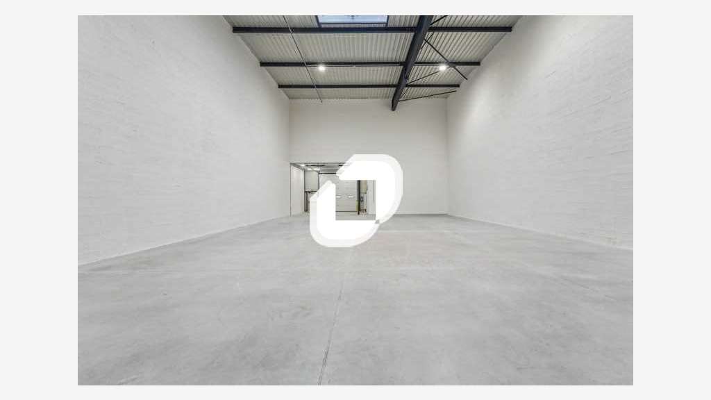A louer Local d'activité 461m² Osny