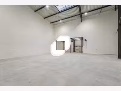 A louer Local d'activité 546m² Osny