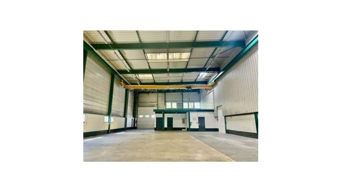 À louer local d'activités 503m² à Oudalle 