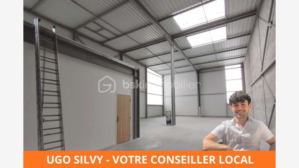 A louer local d'activité neuf de 323m² à Oullins