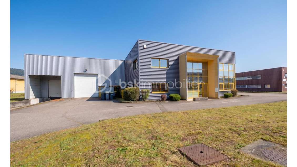 À LOUER - Local Industriel et Bureaux de 1 478 m²