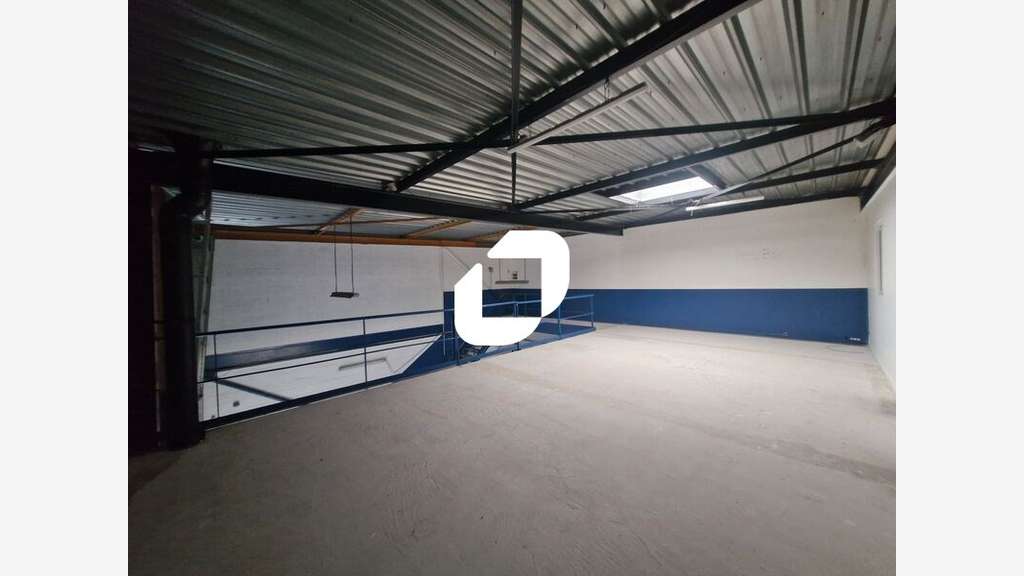 A louer Local d'activité 443m² Ozoir la ferriere