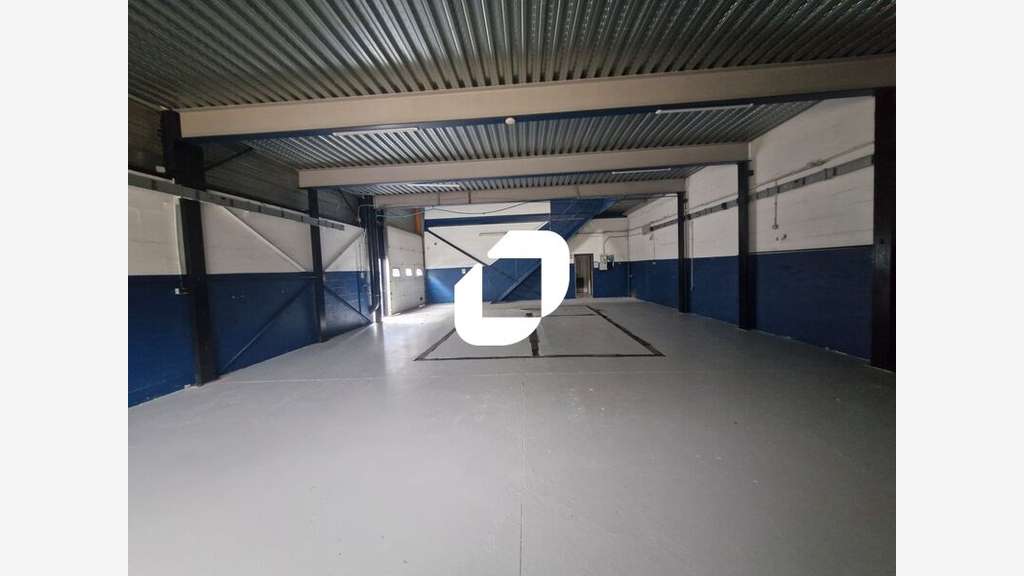 A louer Local d'activité 443m² Ozoir la ferriere