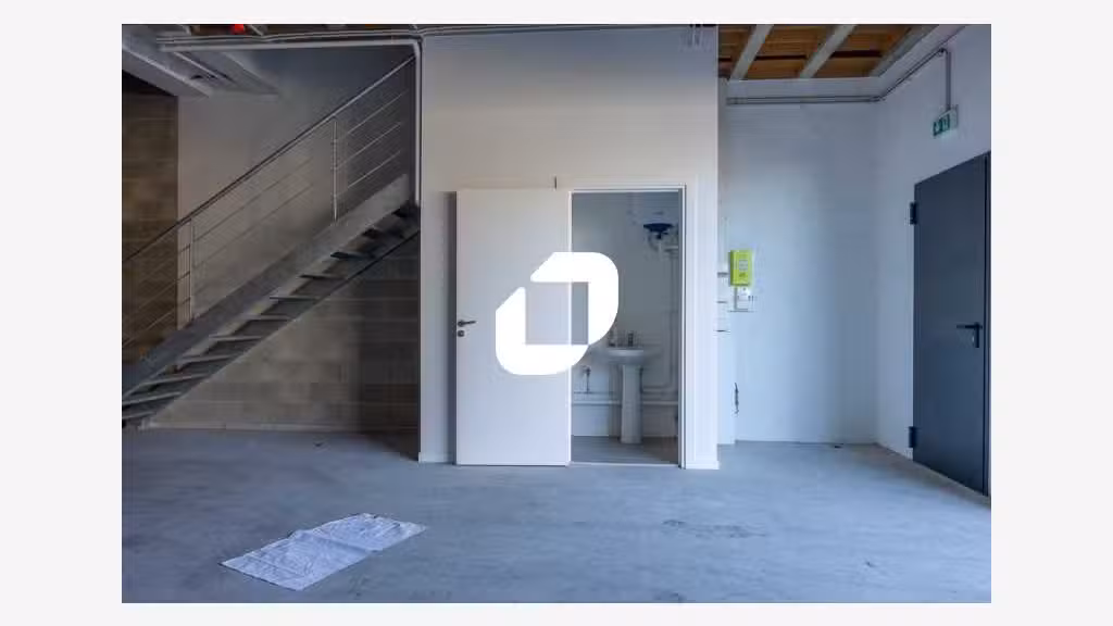 A louer Local d'activité 95m² Ozoir la ferriere