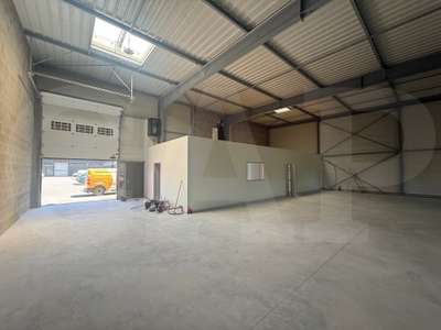A louer local d’activité neuf de 354m² à Pacé