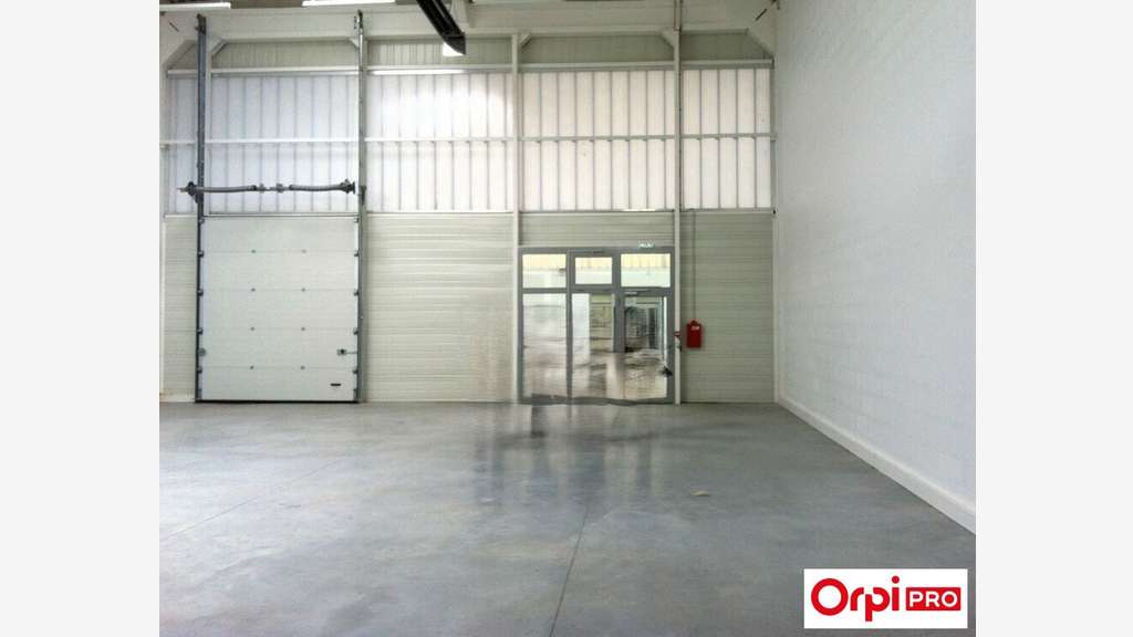 A louer local d'activités de 293m² à Palaiseau