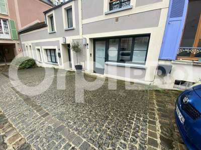 Location Locaux d'activités - Entrepôts à Palaiseau