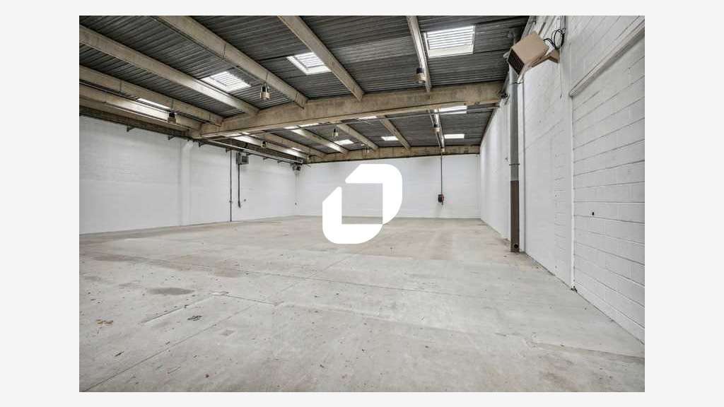 A louer Local d'activité 451m² Palaiseau
