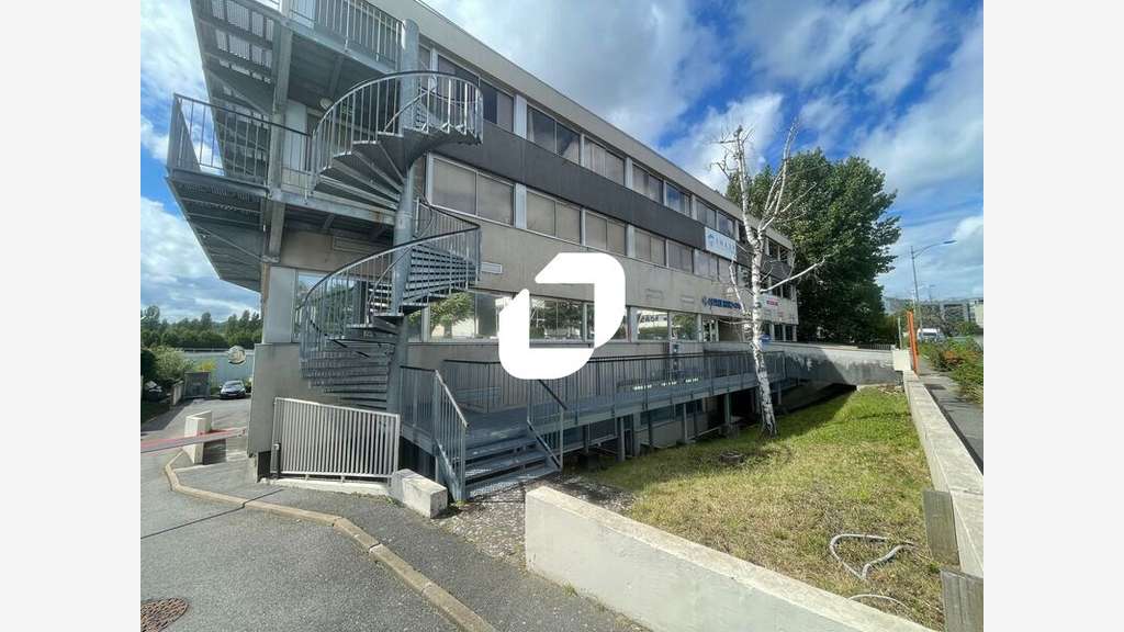 A louer Local d'activité 156m² Palaiseau