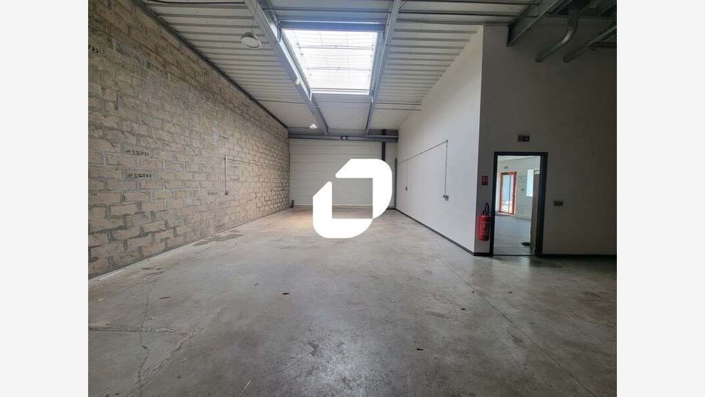 A louer Local d'activité 159m² Palaiseau