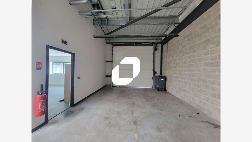A louer Local d'activité 159m² Palaiseau