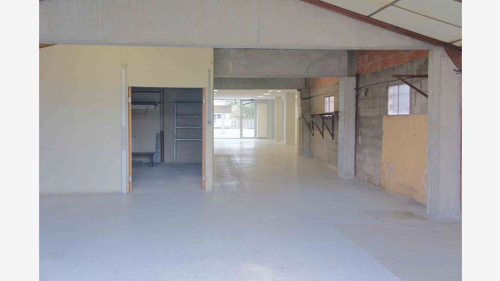 À louer local d'activités 300m² à Pamiers