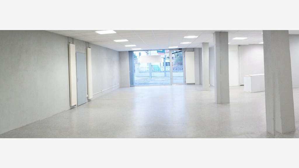 À louer local d'activités 300m² à Pamiers