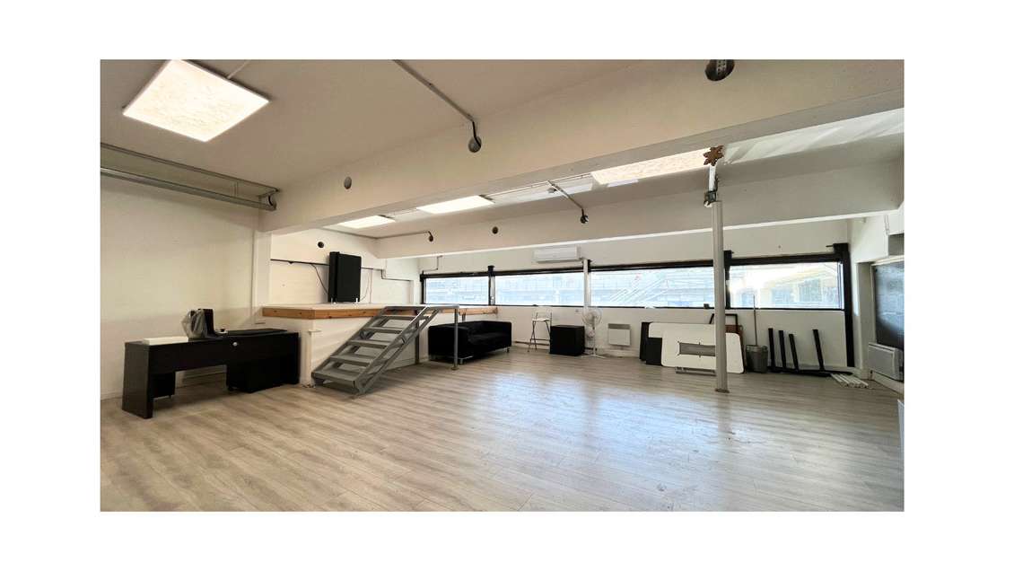 A louer local de 150m² proche Mairie de Pantin