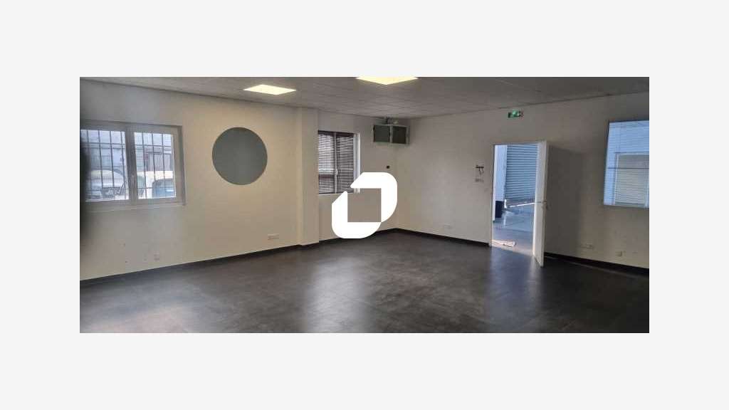A louer Local d'activité 1060m² Pantin