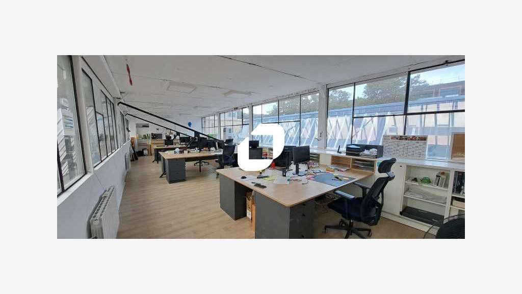 A louer Local d'activité 859m² Pantin