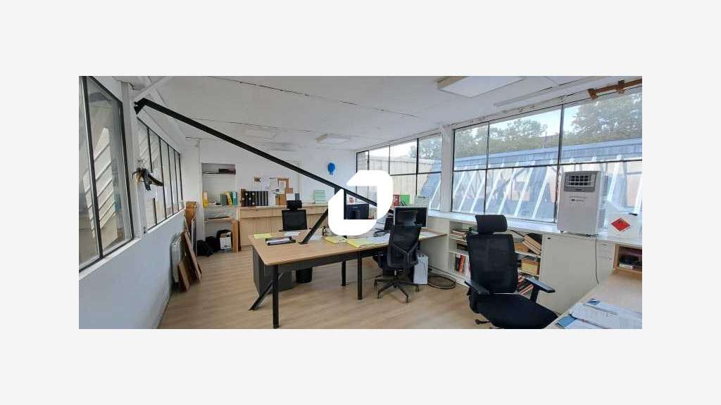A louer Local d'activité 859m² Pantin