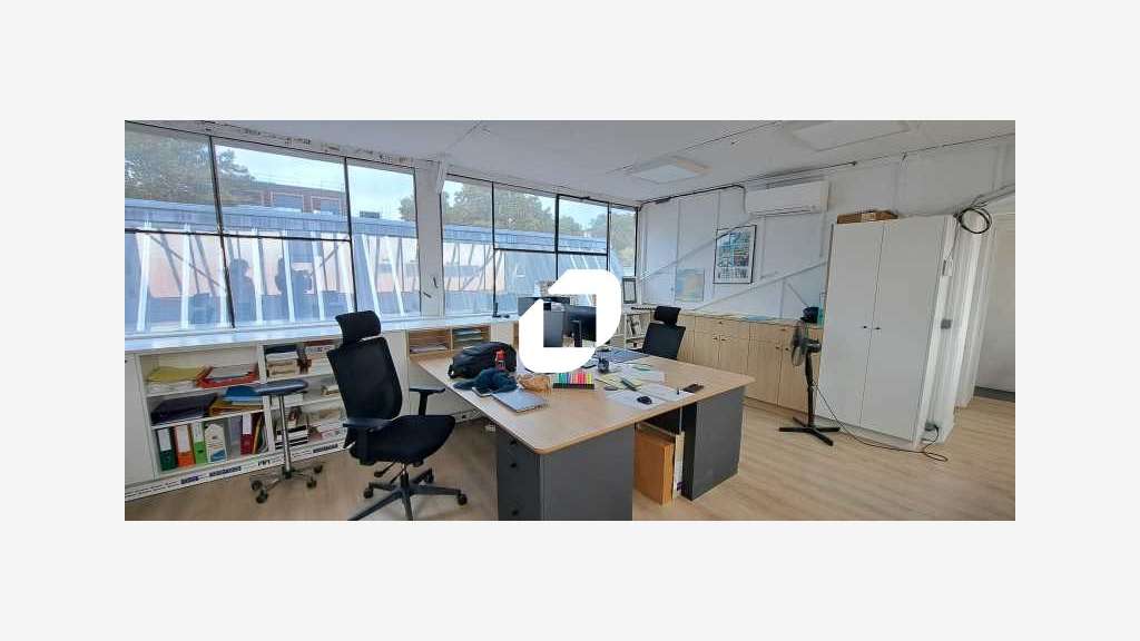 A louer Local d'activité 859m² Pantin