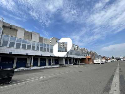 Location Locaux d'activités - Entrepôts à Paris 12e