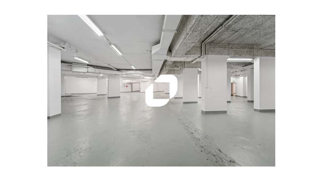 A louer Local d'activité 1300m² Paris