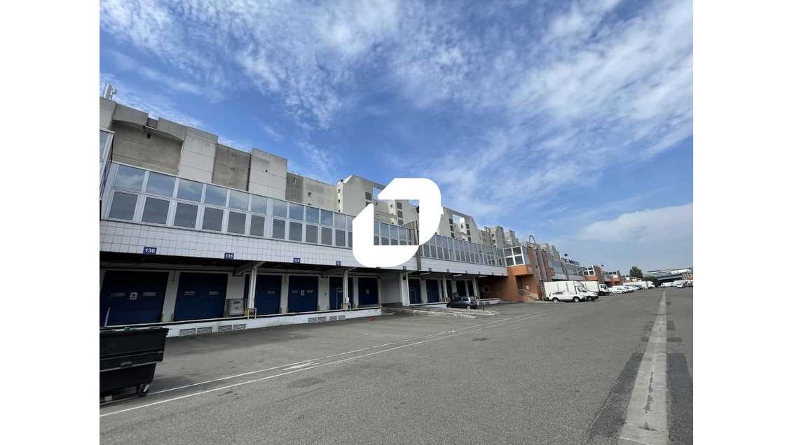 A louer Local d'activité 12685m² Paris