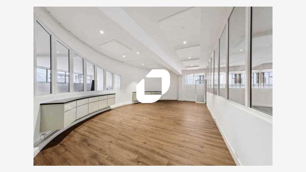 A louer Local d'activité 2761m² Paris