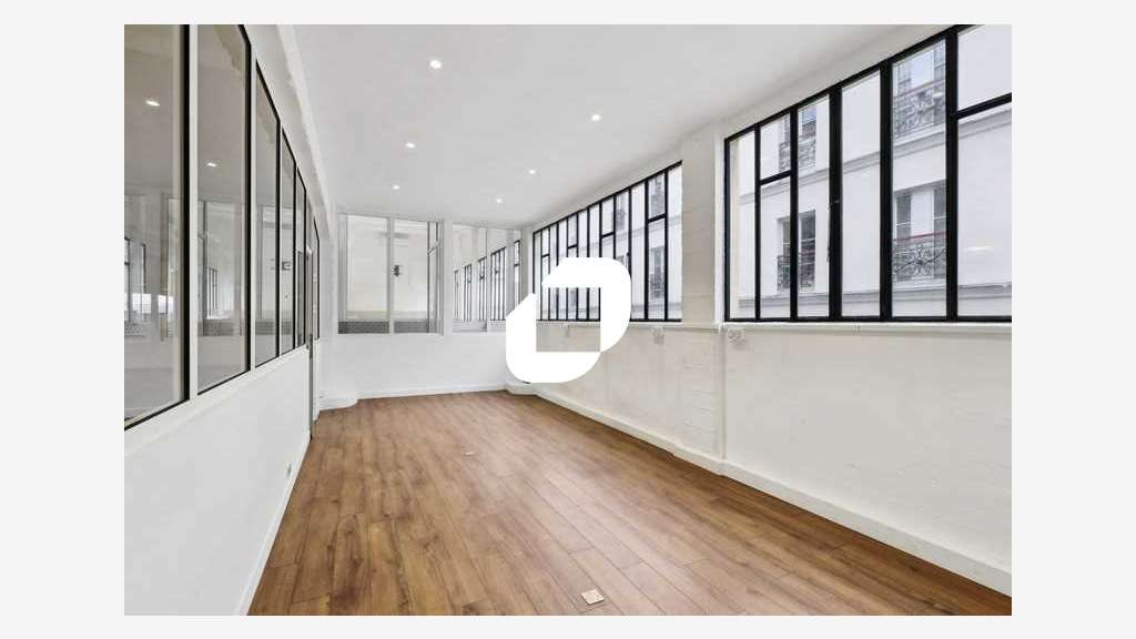 A louer Local d'activité 2761m² Paris