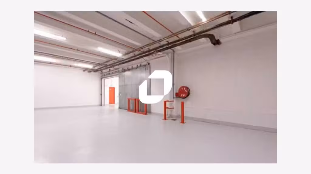 A louer Local d'activité 2445m² Paris