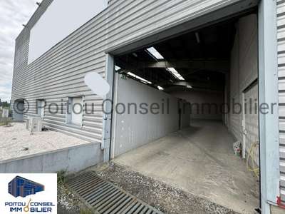 Location Locaux d'activités - Entrepôts à Parthenay