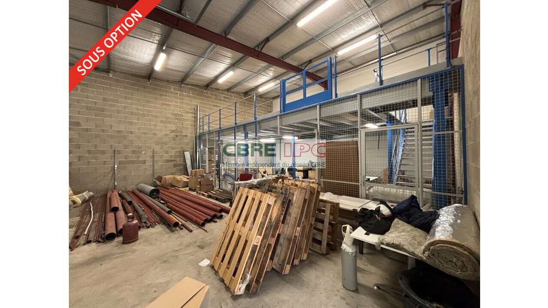 Location local d'activités 216m² au Nord de Pau
