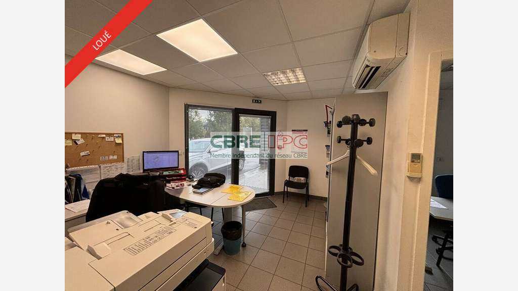 Location local d'activités 216m² au Nord de Pau