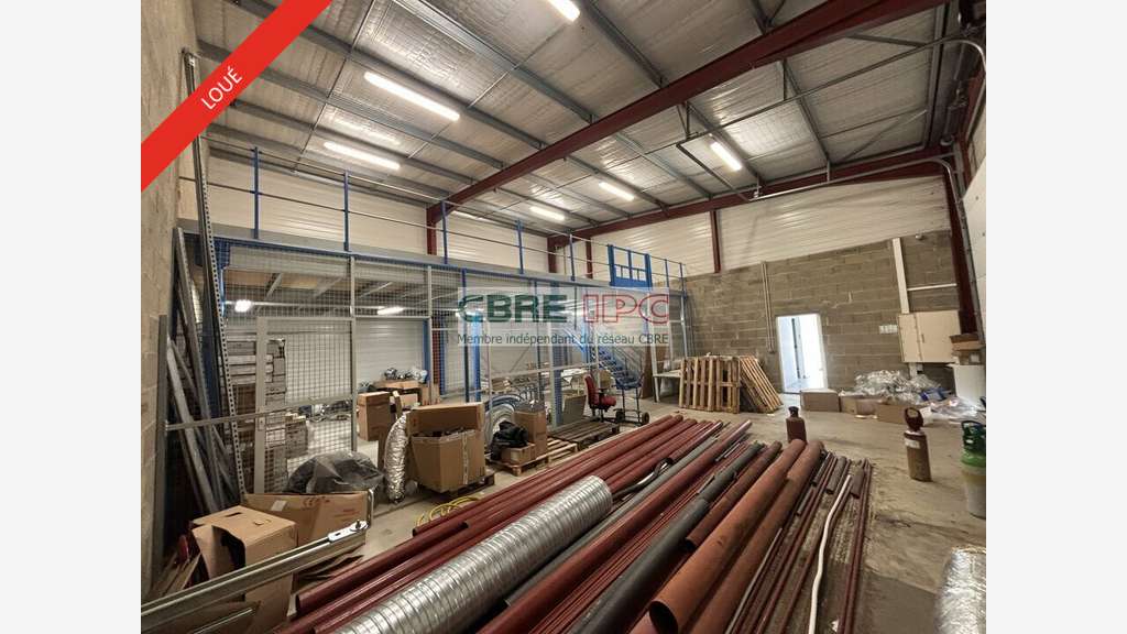 Location local d'activités 216m² au Nord de Pau
