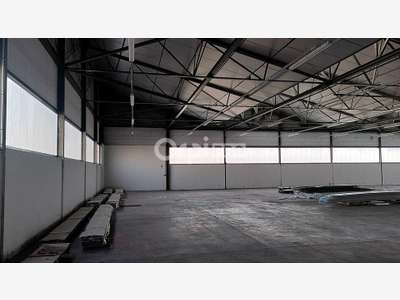A louer dernier lot entrepôt de 1219m² à Pau Nord