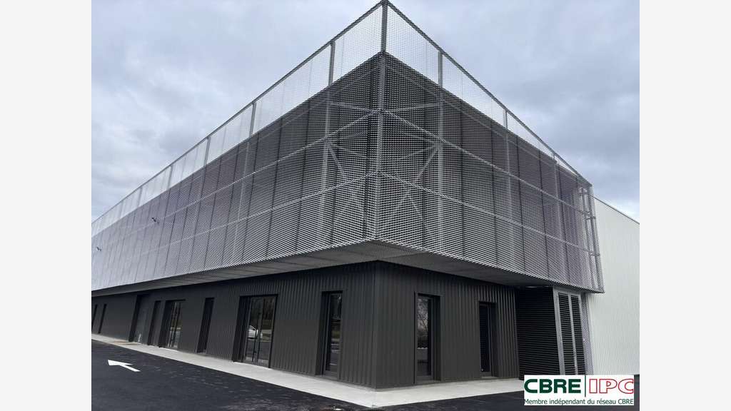 Location cellule 441m² divisible à Pau Nord A64