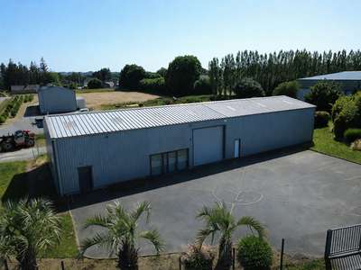Local d'activité Pedernec 300 m2