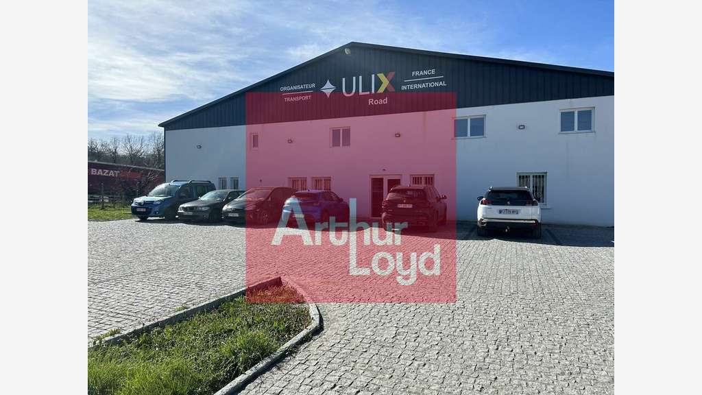 Entrepôt 1500m² à louer en ZI à Penne-d'Agenais 