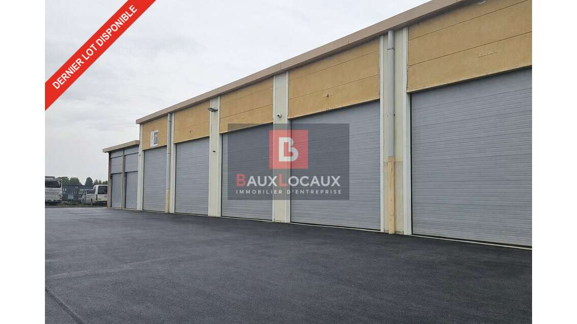 Loue local d'activité 307m² à Pernes les Fontaines