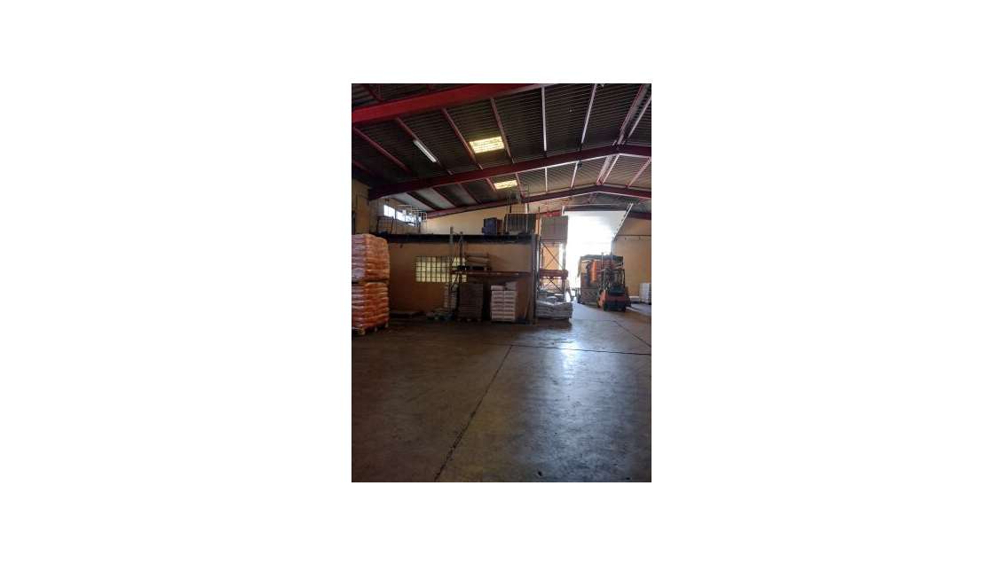 A louer entrepôt de stockage 520m² sur Perpignan