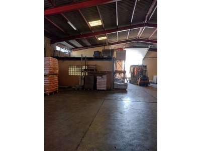 Location Locaux d'activités - Entrepôts à Perpignan