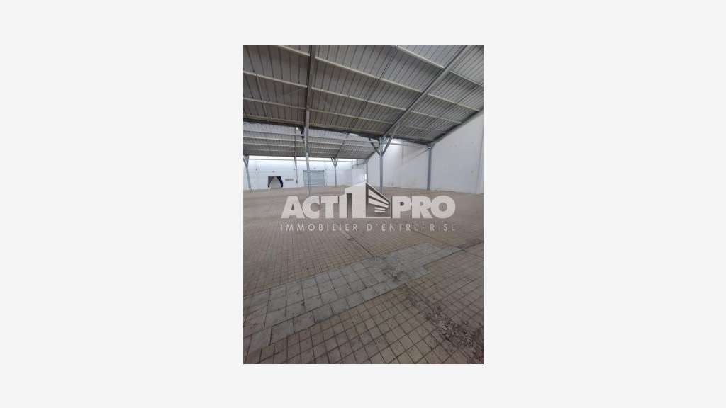 À louer entrepôt 1000m² à Perpignan