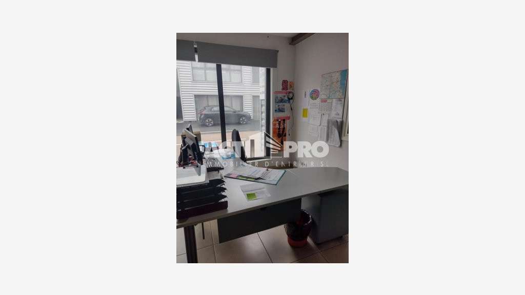À louer locaux d'activité 455m² à Perpignan