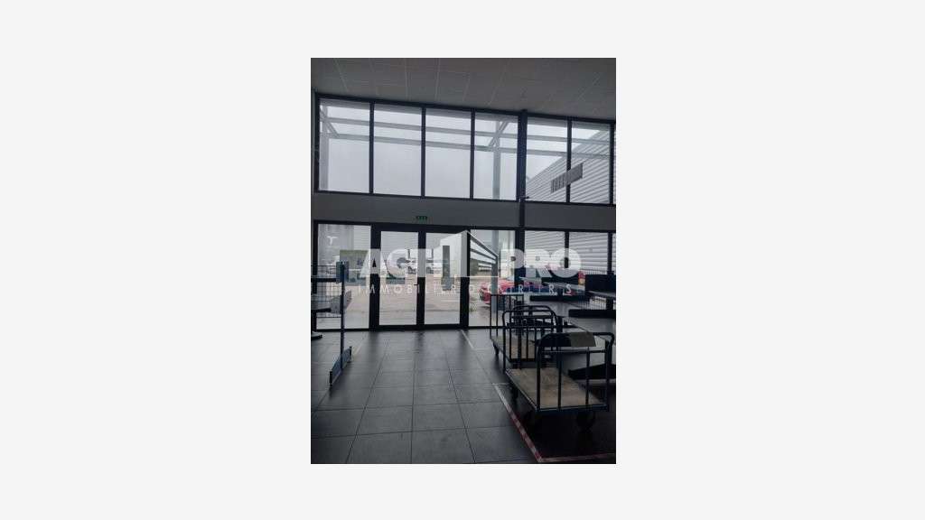 À louer locaux d'activité 455m² à Perpignan