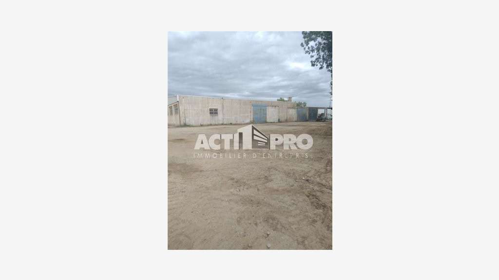 À louer local d'activité 1500m² à Perpignan