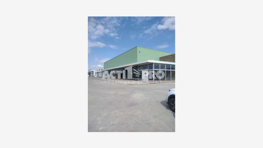 À louer local d'activité 1500m² à Perpignan