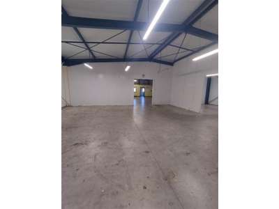 Location Locaux d'activités - Entrepôts à Perpignan