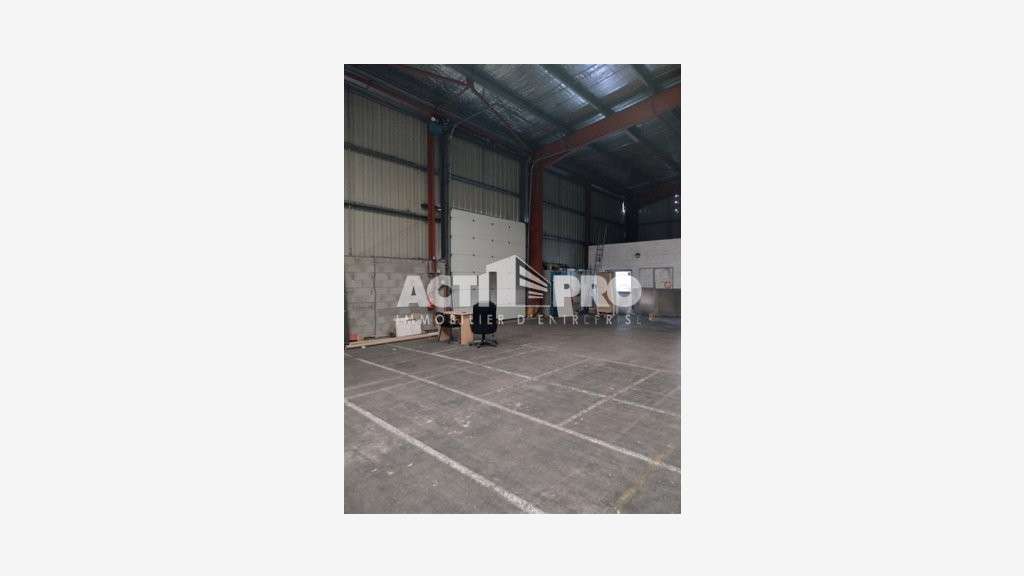 À louer entrepôt 3200m² Perpignan Zone St Charles
