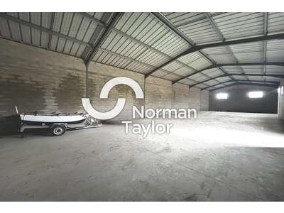 Location Locaux d'activités - Entrepôts à Perpignan