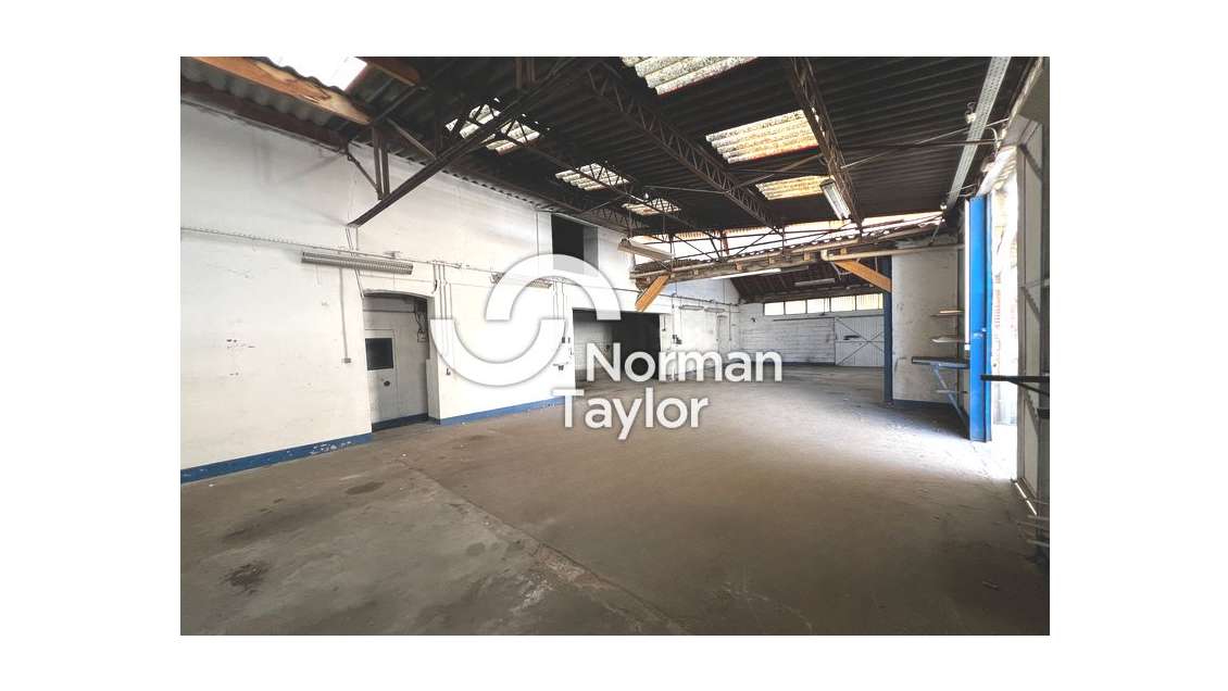 Local d'activité à louer à Perpignan, rue Buffon